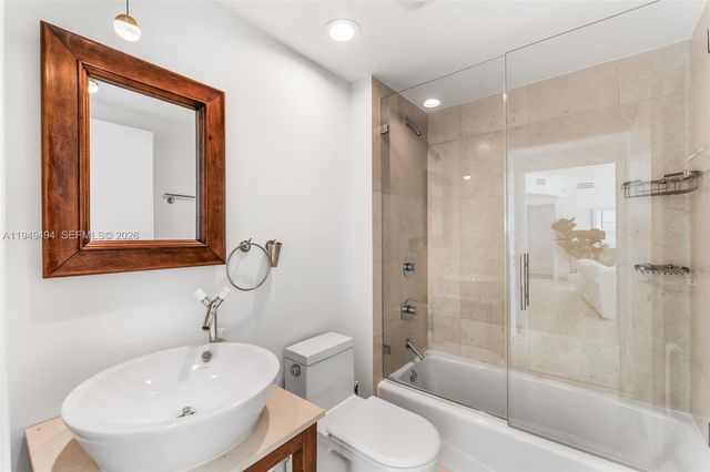 450 Alton Rd 2703, Miami Beach, FL 33139