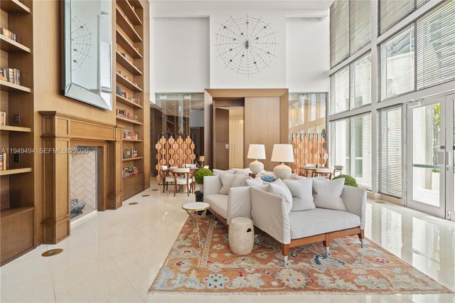 450 Alton Rd 2703, Miami Beach, FL 33139