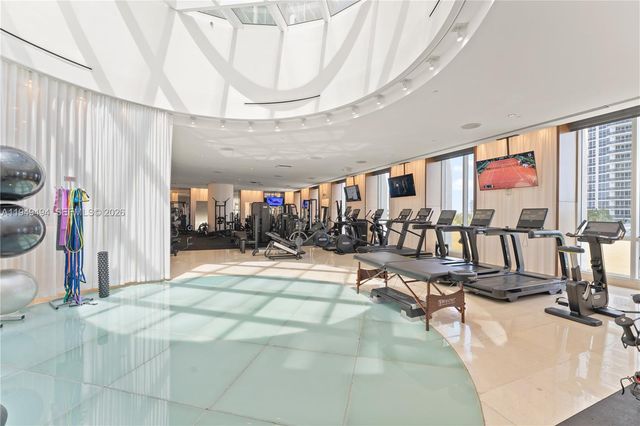 450 Alton Rd 2703, Miami Beach, FL 33139