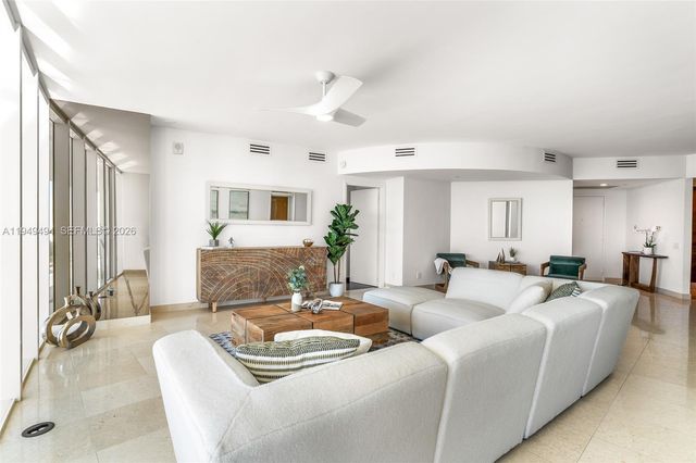 450 Alton Rd 2703, Miami Beach, FL 33139