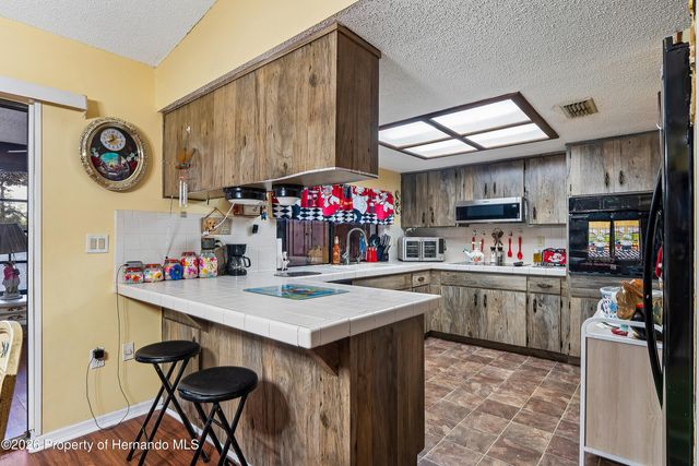 11122 Maderia Street, Spring Hill, FL 34609