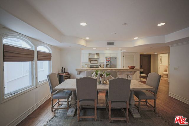 10390 La Grange Avenue PH3, Los Angeles, CA 90025