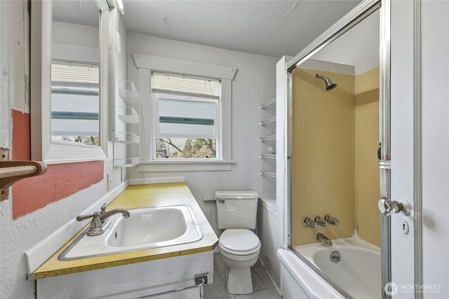 9906 Croft Street S, Tacoma, WA 98444