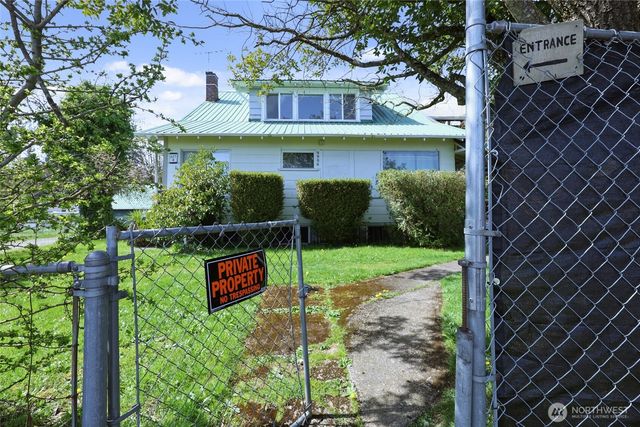 9906 Croft Street S, Tacoma, WA 98444