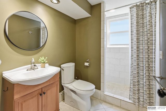 13435 Cedar Street, Omaha, NE 68144