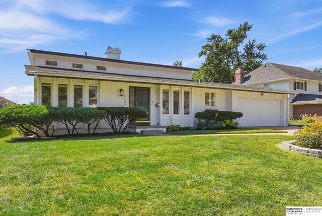13435 Cedar Street, Omaha, NE 68144