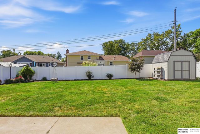 13435 Cedar Street, Omaha, NE 68144