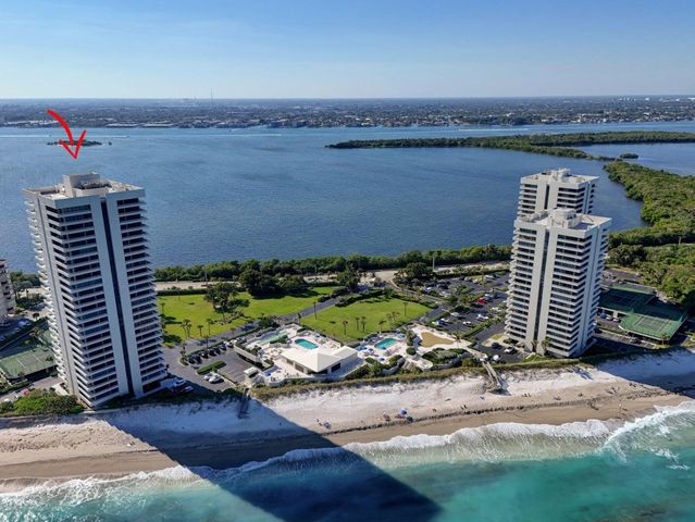 5510 N Ocean Drive 2d, Singer Island, FL 33404