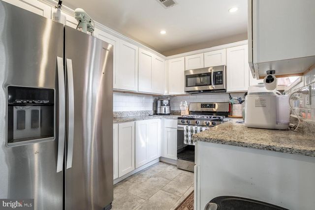 58 HOLLY BLVD, Southampton, NJ 08088
