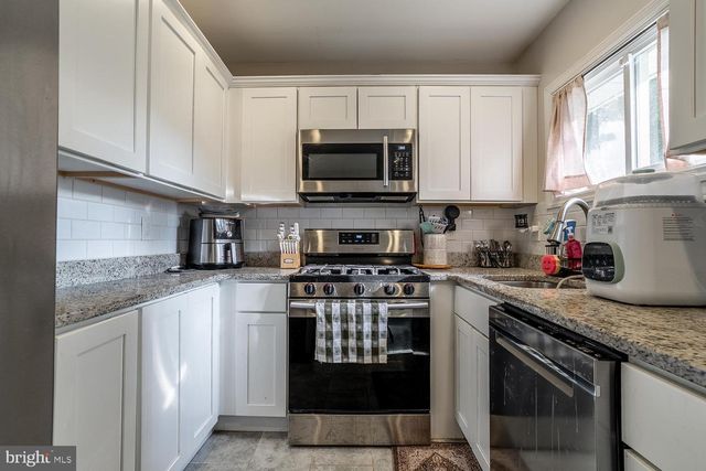 58 HOLLY BLVD, Southampton, NJ 08088