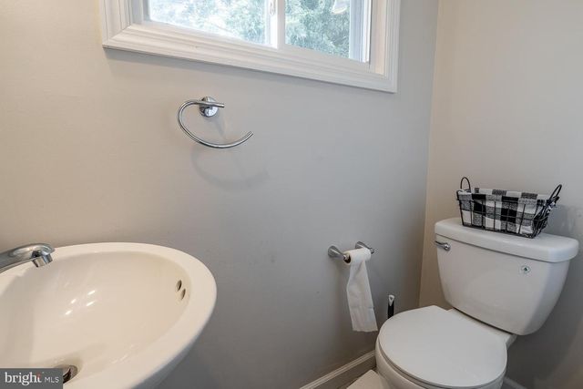 58 HOLLY BLVD, Southampton, NJ 08088