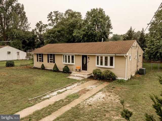 58 HOLLY BLVD, Southampton, NJ 08088