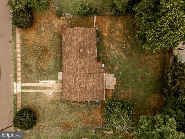 58 HOLLY BLVD, Southampton, NJ 08088