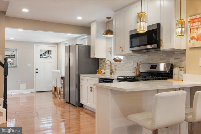 1102 CARROLL ST, Baltimore, MD 21230