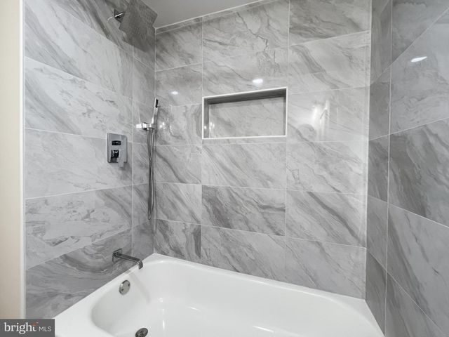 1102 CARROLL ST, Baltimore, MD 21230