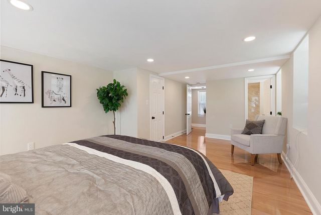 1102 CARROLL ST, Baltimore, MD 21230