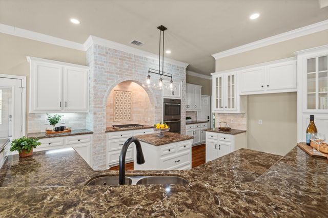 4618 Wentworth Drive, Fulshear, TX 77441