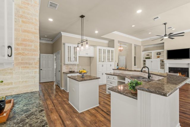 4618 Wentworth Drive, Fulshear, TX 77441