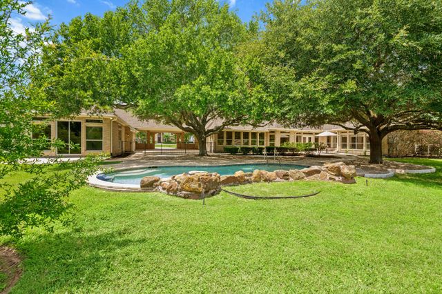 4618 Wentworth Drive, Fulshear, TX 77441