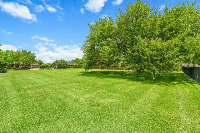4618 Wentworth Drive, Fulshear, TX 77441