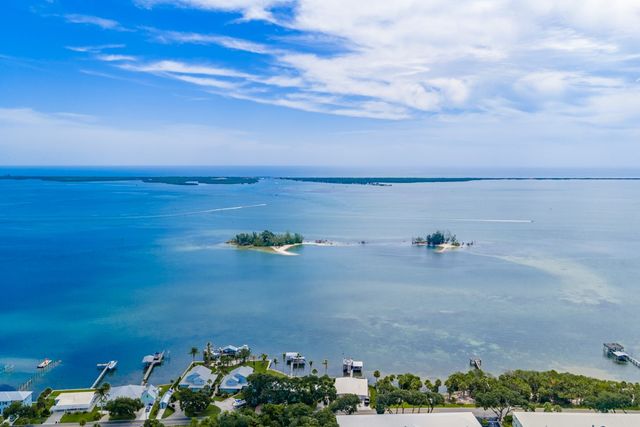 7685 134th Street, Sebastian, FL 32958