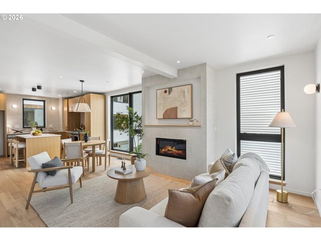 4611 N CAMPBELL Ave, Portland, OR 97217