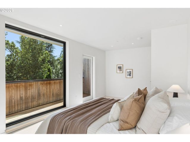 4611 N CAMPBELL Ave, Portland, OR 97217