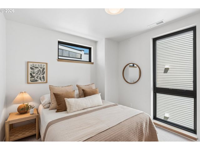 4611 N CAMPBELL Ave, Portland, OR 97217