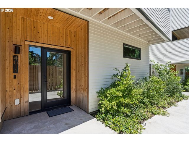4611 N CAMPBELL Ave, Portland, OR 97217