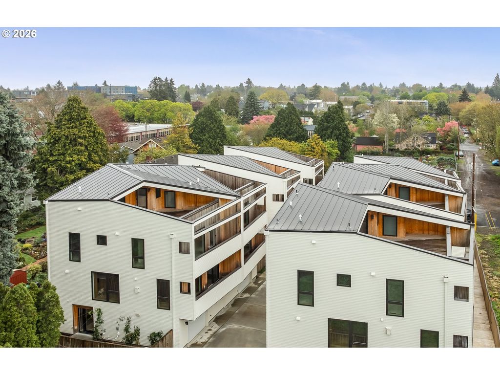 4611 N CAMPBELL Ave, Portland, OR 97217