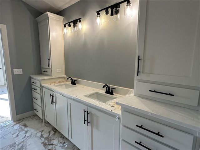 464 Green Drive, Lawson, MO 64062