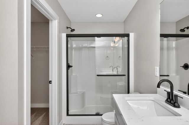 695 SE Mesa Drive, Waukee, IA 50263