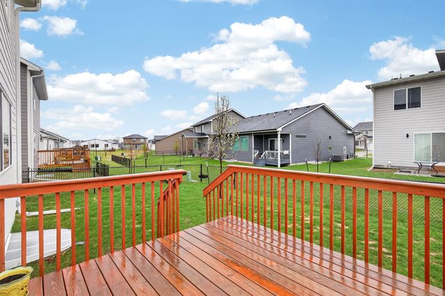 695 SE Mesa Drive, Waukee, IA 50263