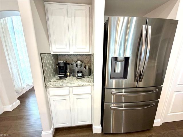 2328 Edmenton DR, Virginia Beach, VA 23456