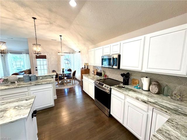 2328 Edmenton DR, Virginia Beach, VA 23456