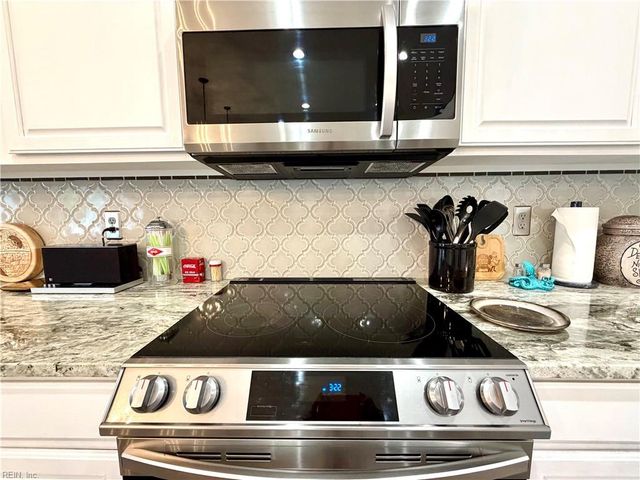 2328 Edmenton DR, Virginia Beach, VA 23456