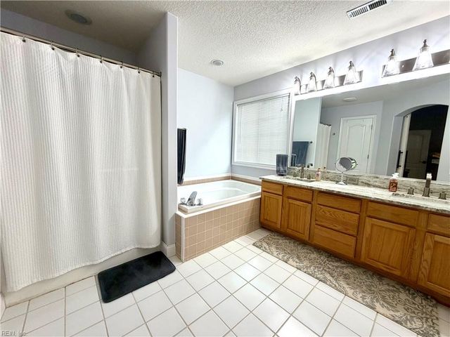 2328 Edmenton DR, Virginia Beach, VA 23456