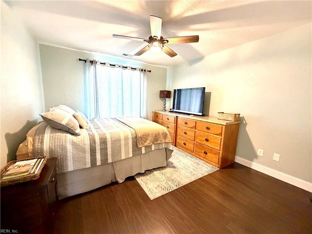 2328 Edmenton DR, Virginia Beach, VA 23456