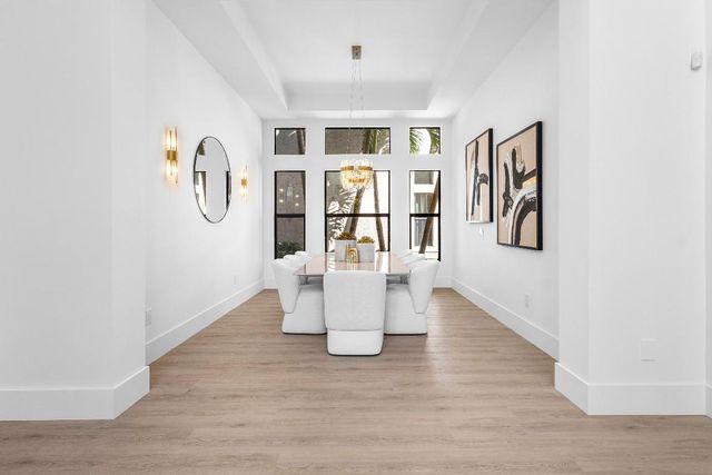 8749 Lewis River Road, Delray Beach, FL 33446