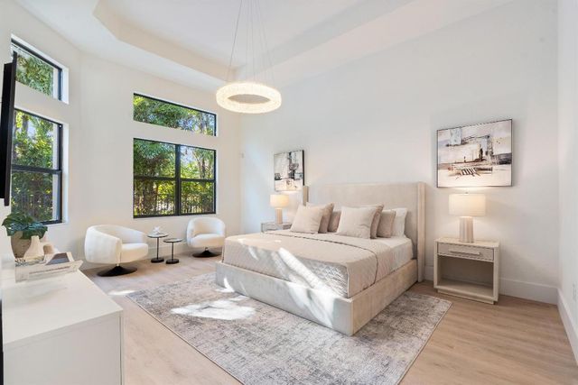 8749 Lewis River Road, Delray Beach, FL 33446