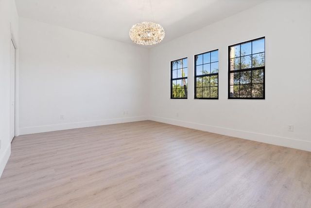 8749 Lewis River Road, Delray Beach, FL 33446