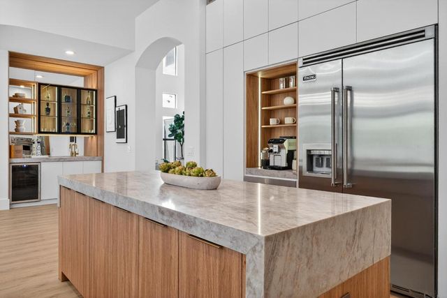 8749 Lewis River Road, Delray Beach, FL 33446