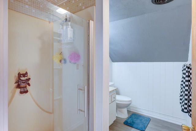 915 E 15th Ave, Winfield, KS 67156