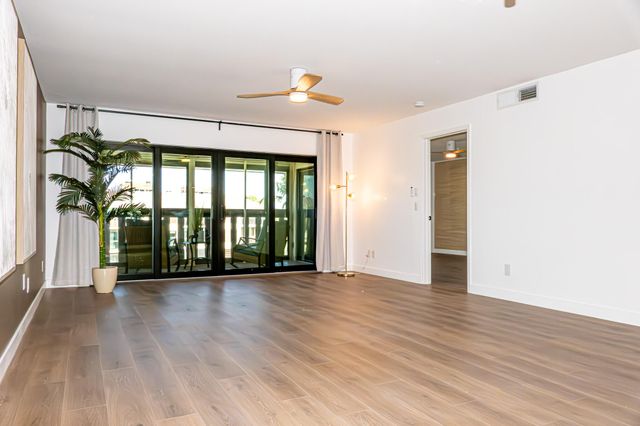 162 SE Saint Lucie Boulevard B403, Stuart, FL 34996