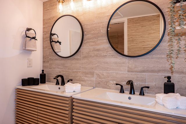 162 SE Saint Lucie Boulevard B403, Stuart, FL 34996