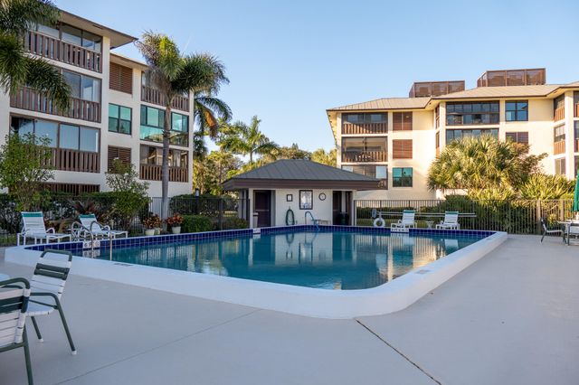 162 SE Saint Lucie Boulevard B403, Stuart, FL 34996