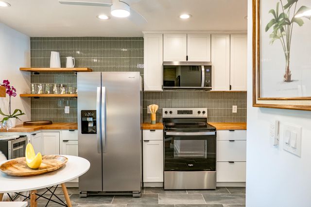 162 SE Saint Lucie Boulevard B403, Stuart, FL 34996