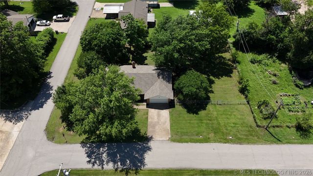 485 S Maple Street, Oologah, OK 74053