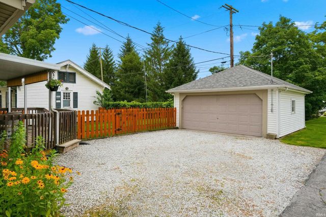3920 Indiana Avenue, Fort Wayne, IN 46807