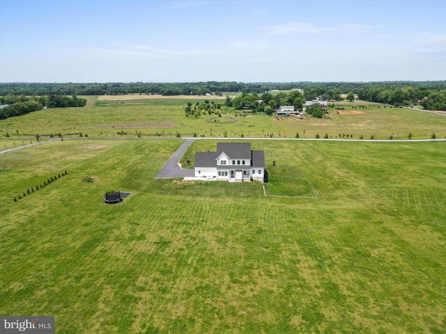 151 SUMMERFIELD WAY, Shenandoah Junction, WV 25442